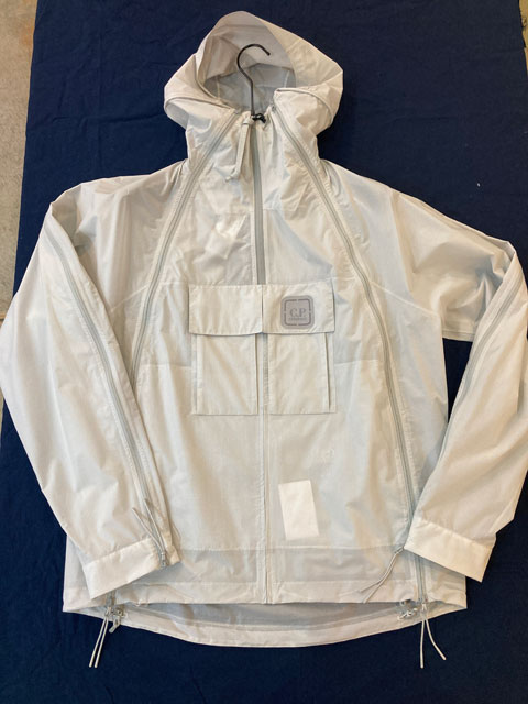 18clow005a-916